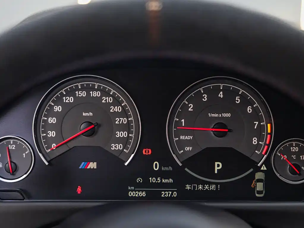 BMW M4 — фото 23