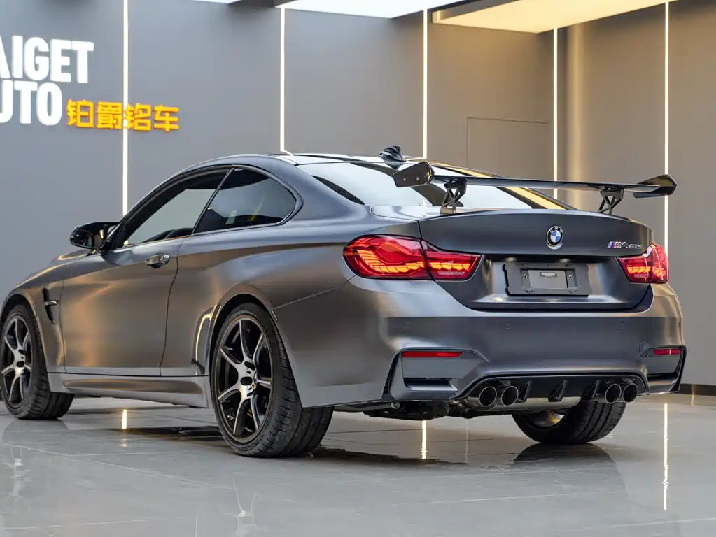 BMW M4 — фото 5