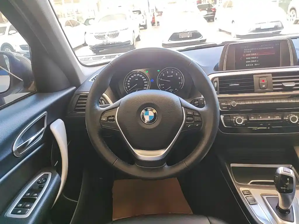 BMW 1 Series (Import) — фото 11