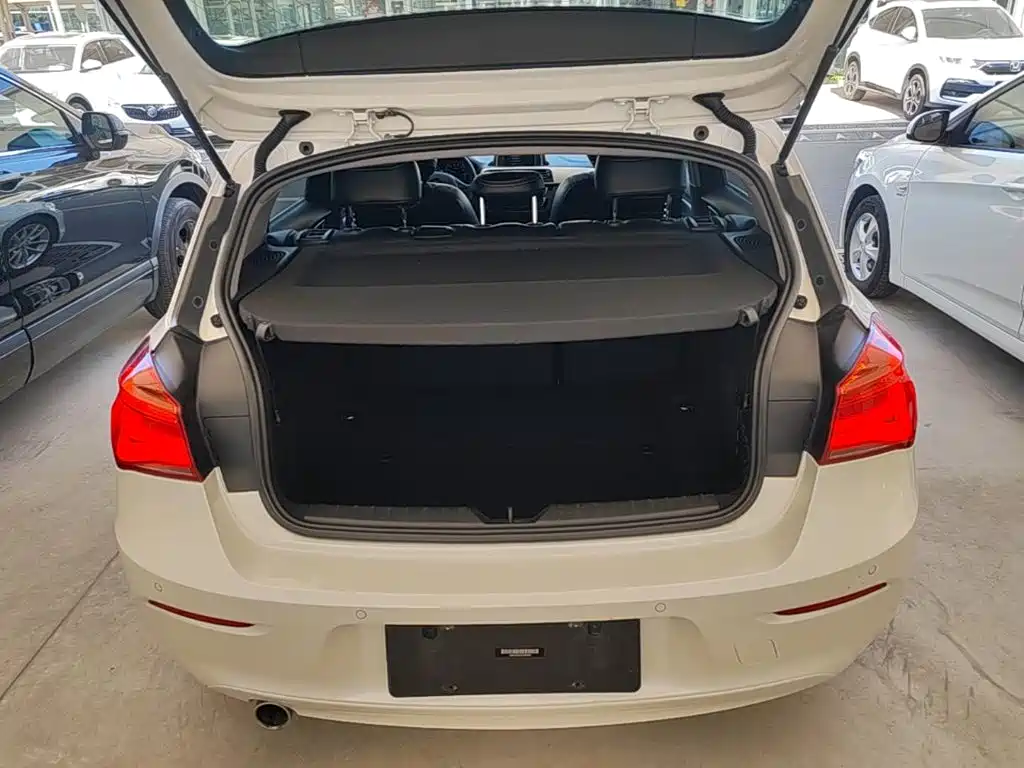 BMW 1 Series (Import) — фото 19