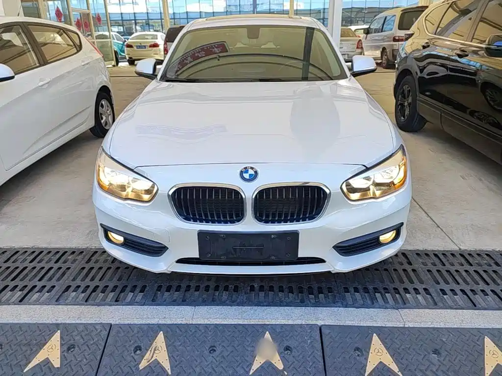 BMW 1 Series (Import) — фото 3