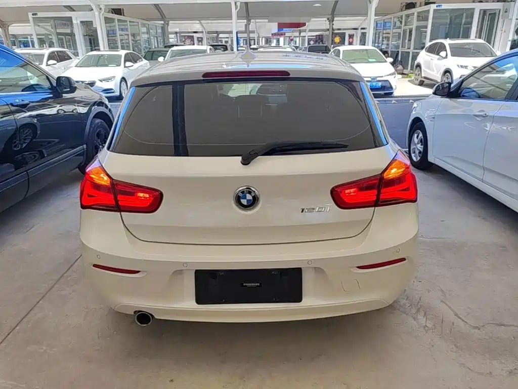 BMW 1 Series (Import) — фото 6