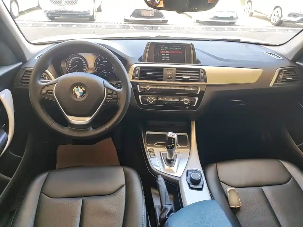 BMW 1 Series (Import) — фото 10