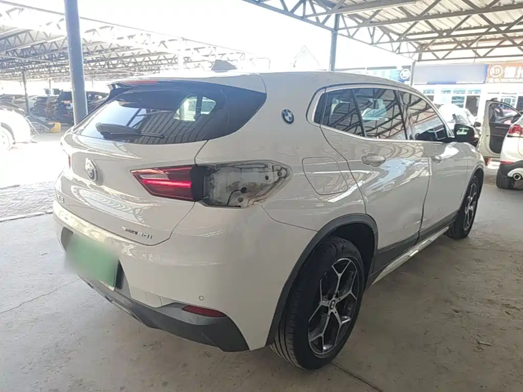 BMW X2 (Import) — фото 5