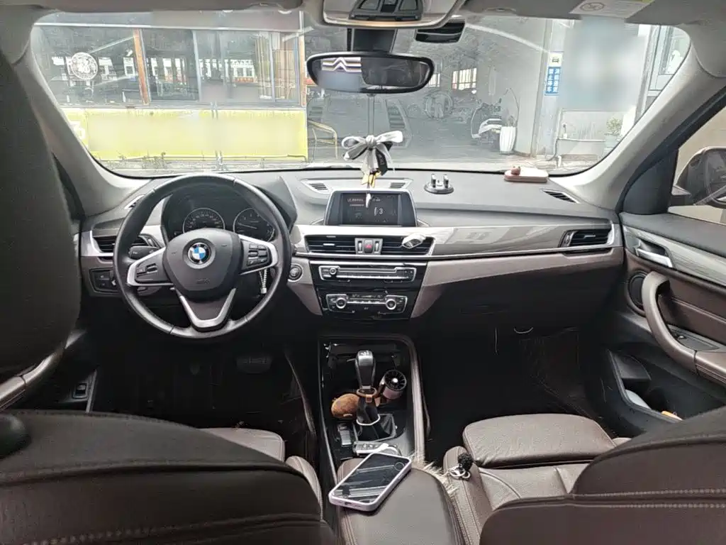BMW X1 — фото 10