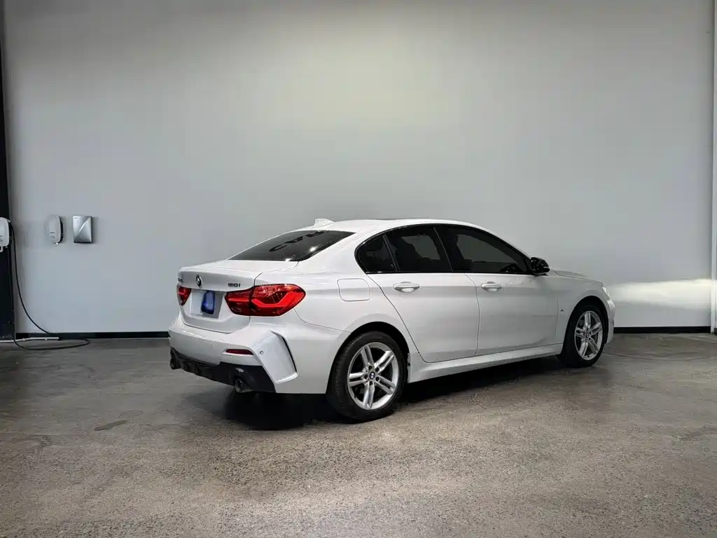 BMW 1 Series — фото 6
