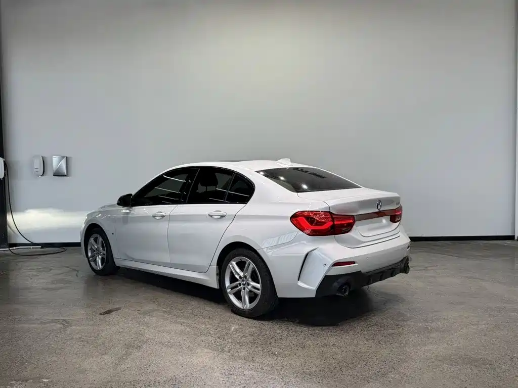 BMW 1 Series — фото 8