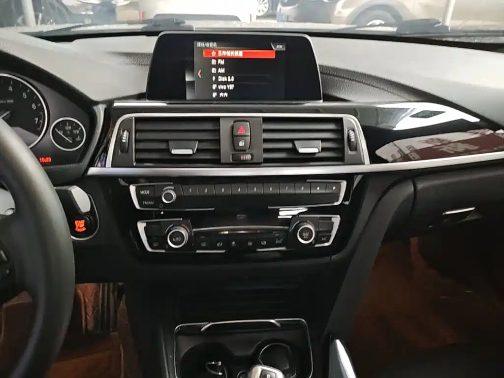 BMW 3 Series — фото 13
