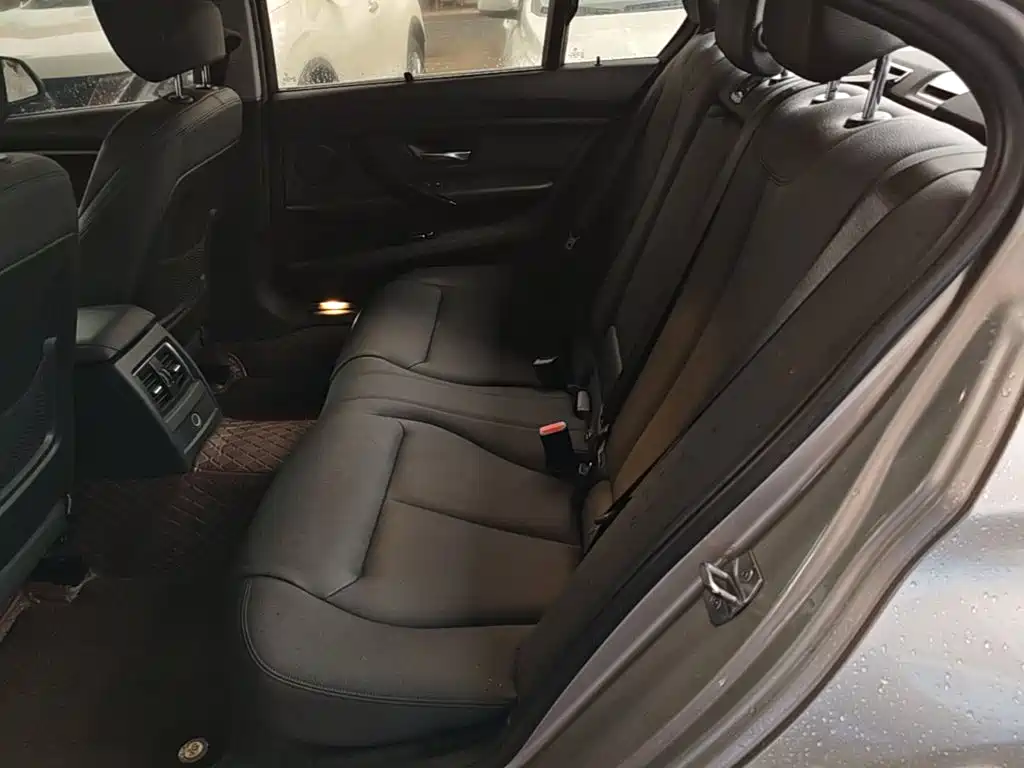 BMW 3 Series — фото 17
