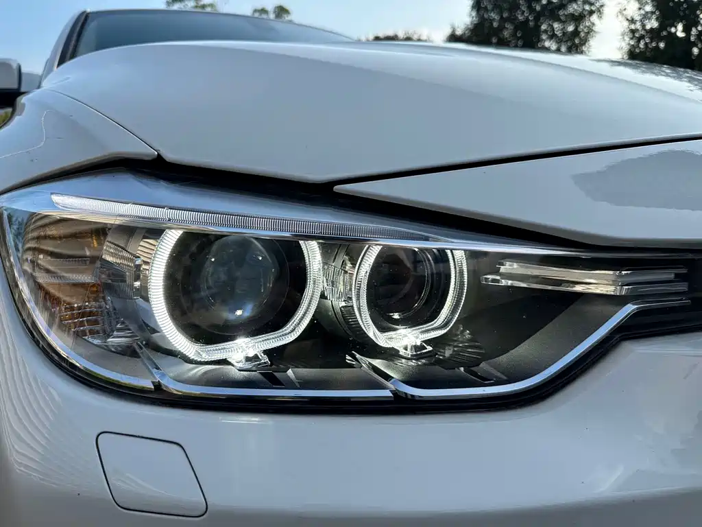 BMW 3 Series — фото 13