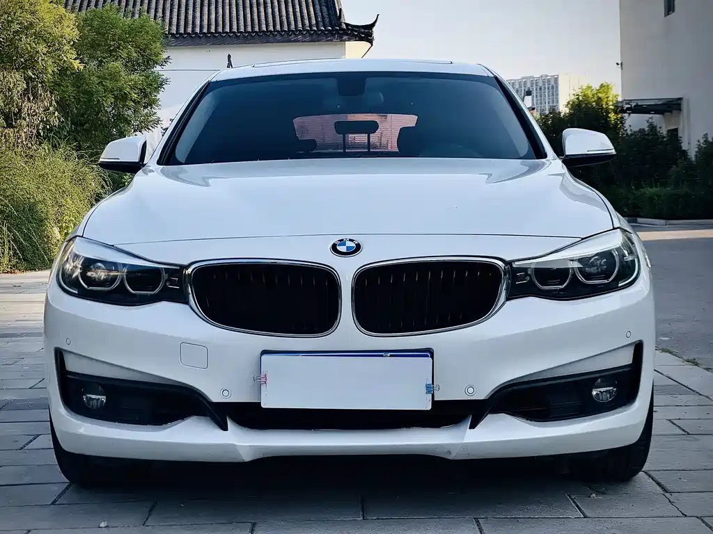 BMW 3 Series GT — фото 2