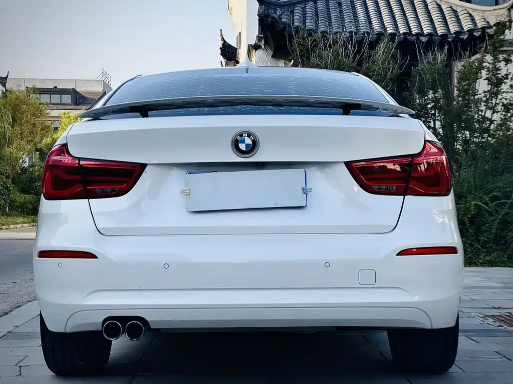 BMW 3 Series GT — фото 5