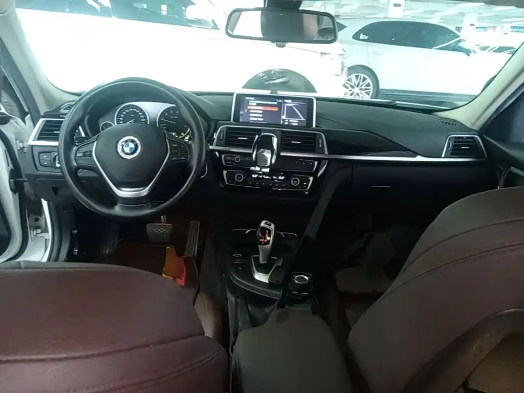 BMW 3 Series — фото 10