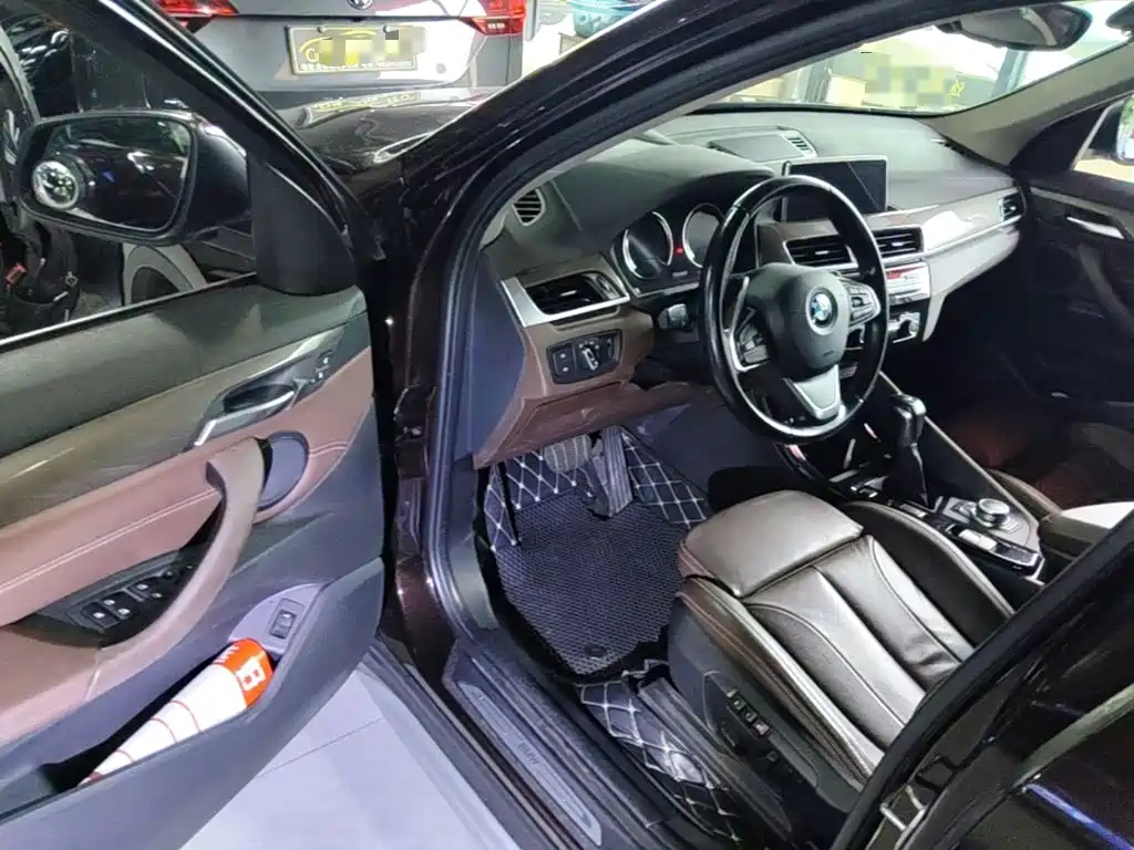 BMW X1 — фото 16