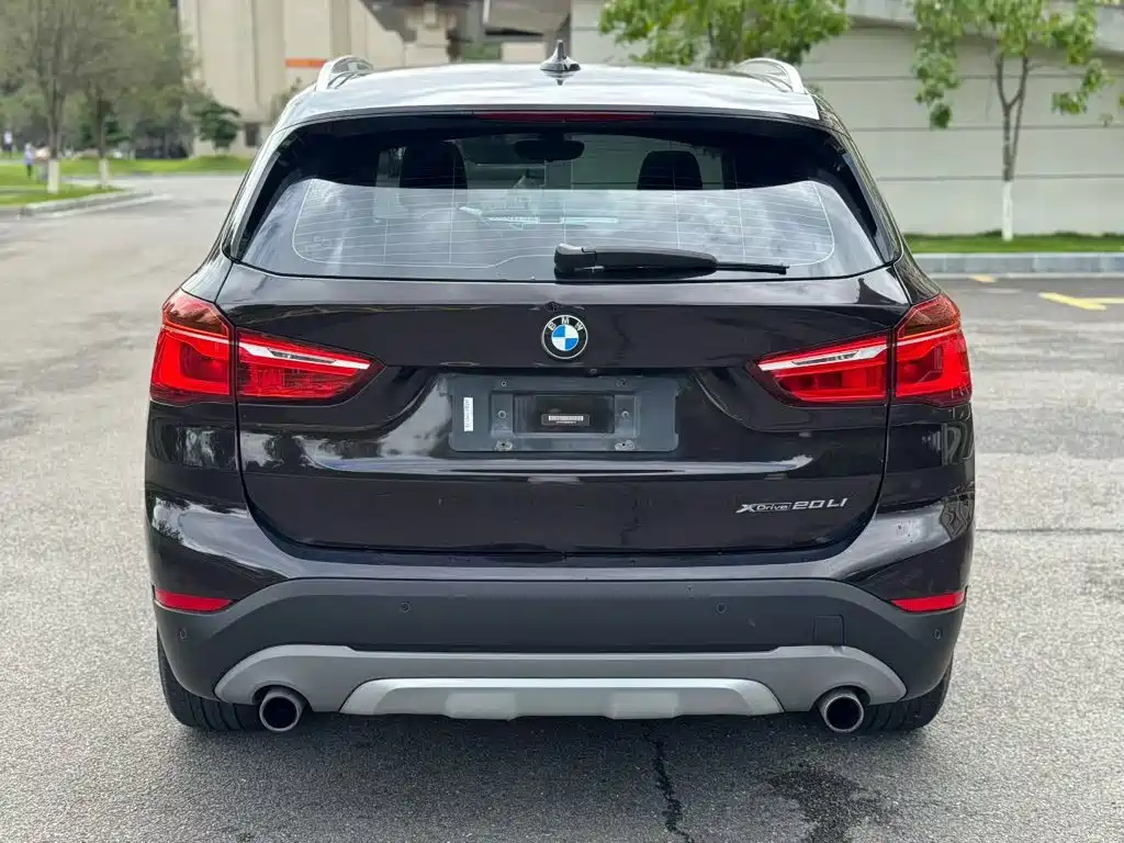 BMW X1 — фото 6