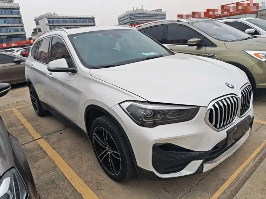 BMW X1 — фото 4