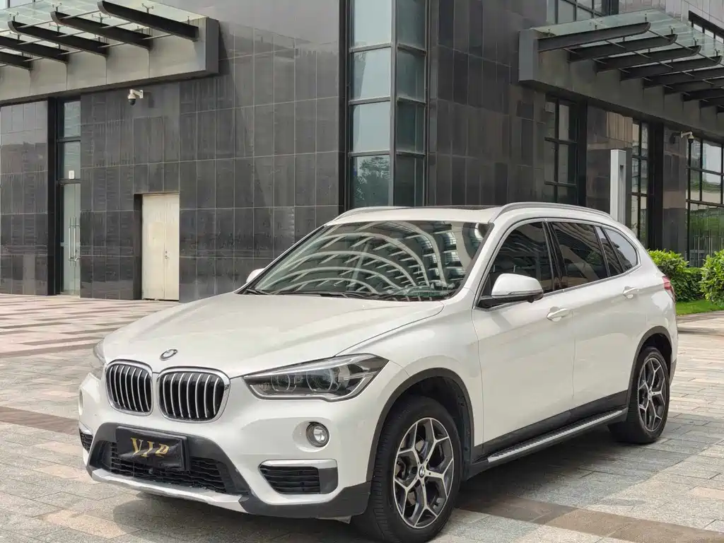 BMW X1 — фото 2