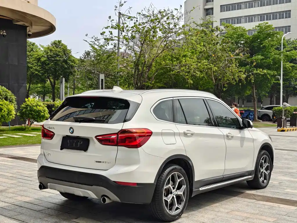 BMW X1 — фото 15