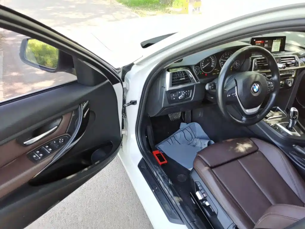 BMW 3 Series — фото 16