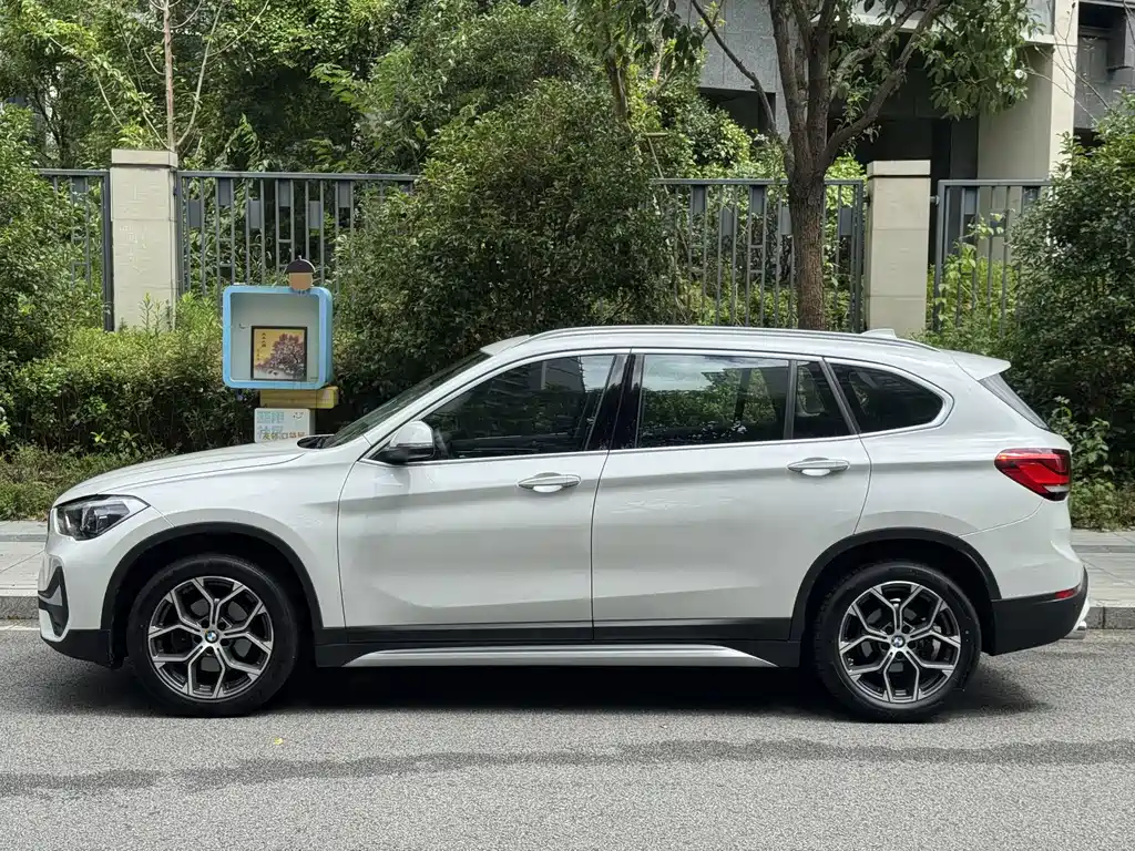 BMW X1 — фото 3