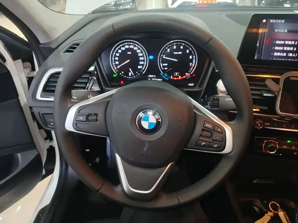 BMW 1 Series — фото 11