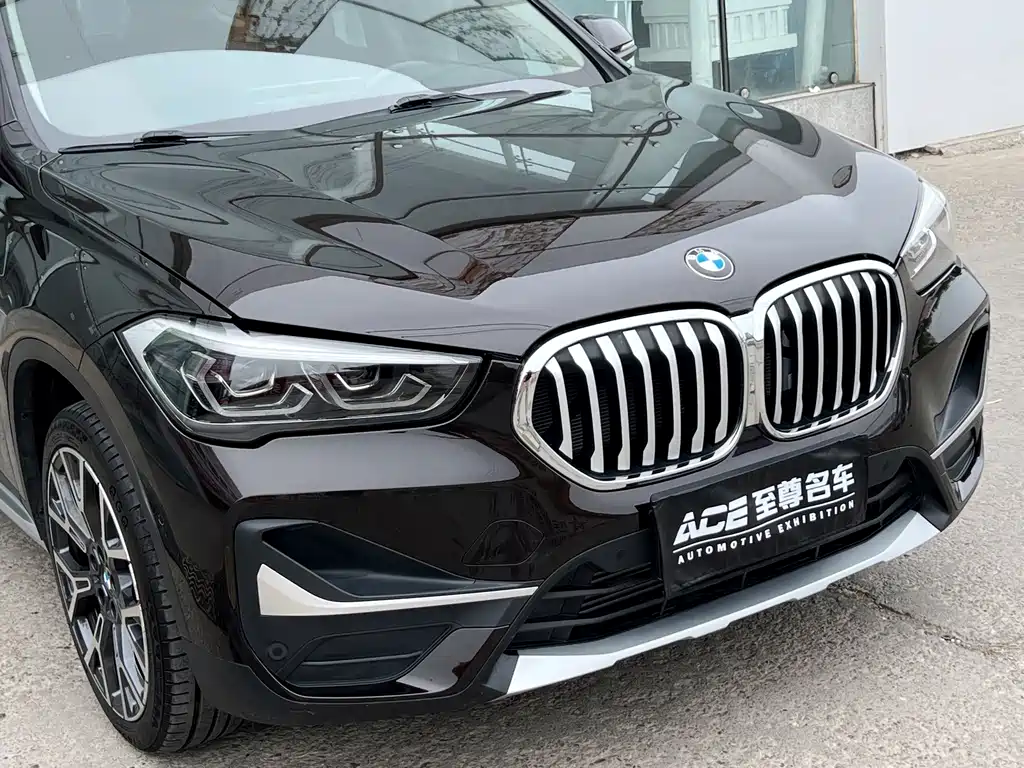 BMW X1 — фото 7