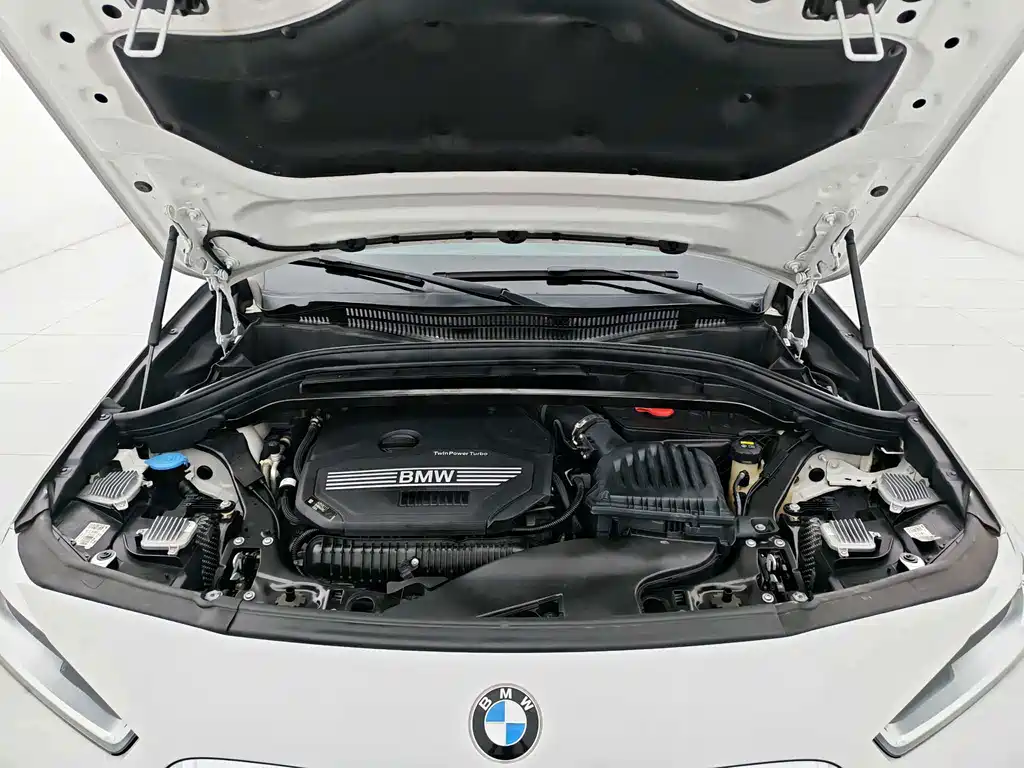 BMW X2 — фото 16