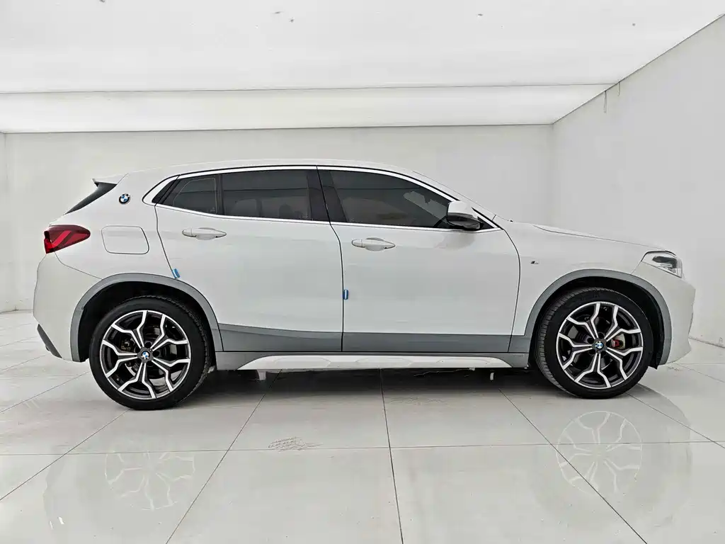 BMW X2 — фото 5