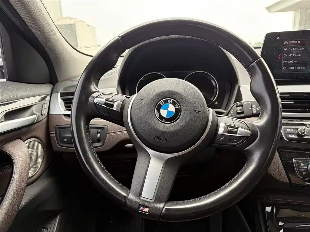BMW X2 — фото 10