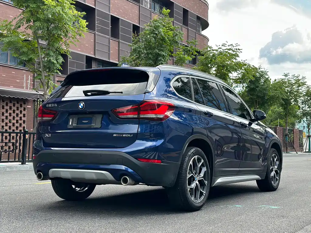 BMW X1 — фото 4
