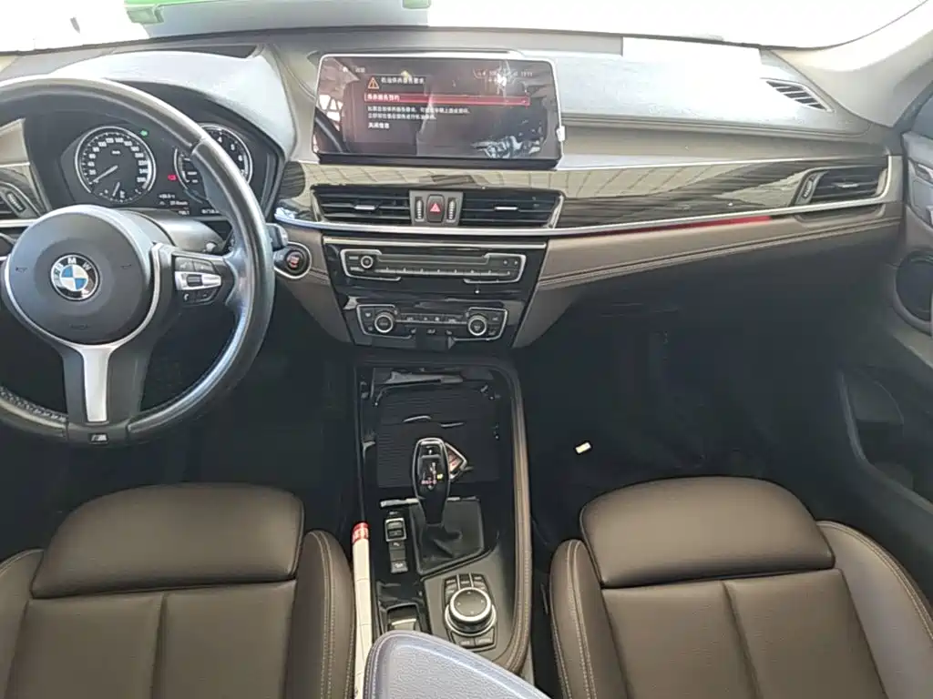BMW X1 — фото 13