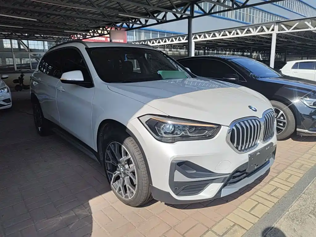 BMW X1 — фото 4