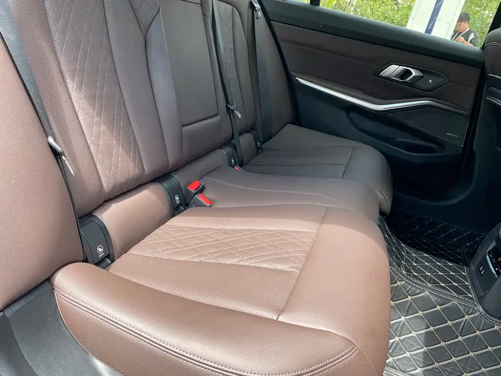 BMW 3 Series — фото 15