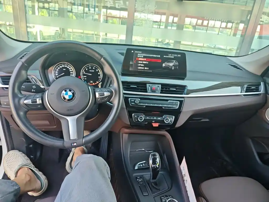 BMW X1 — фото 10