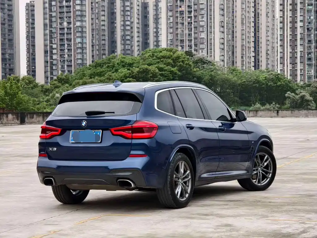 BMW X3 — фото 3