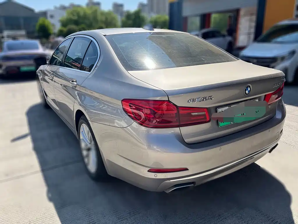 BMW 5 Series New Energy — фото 12