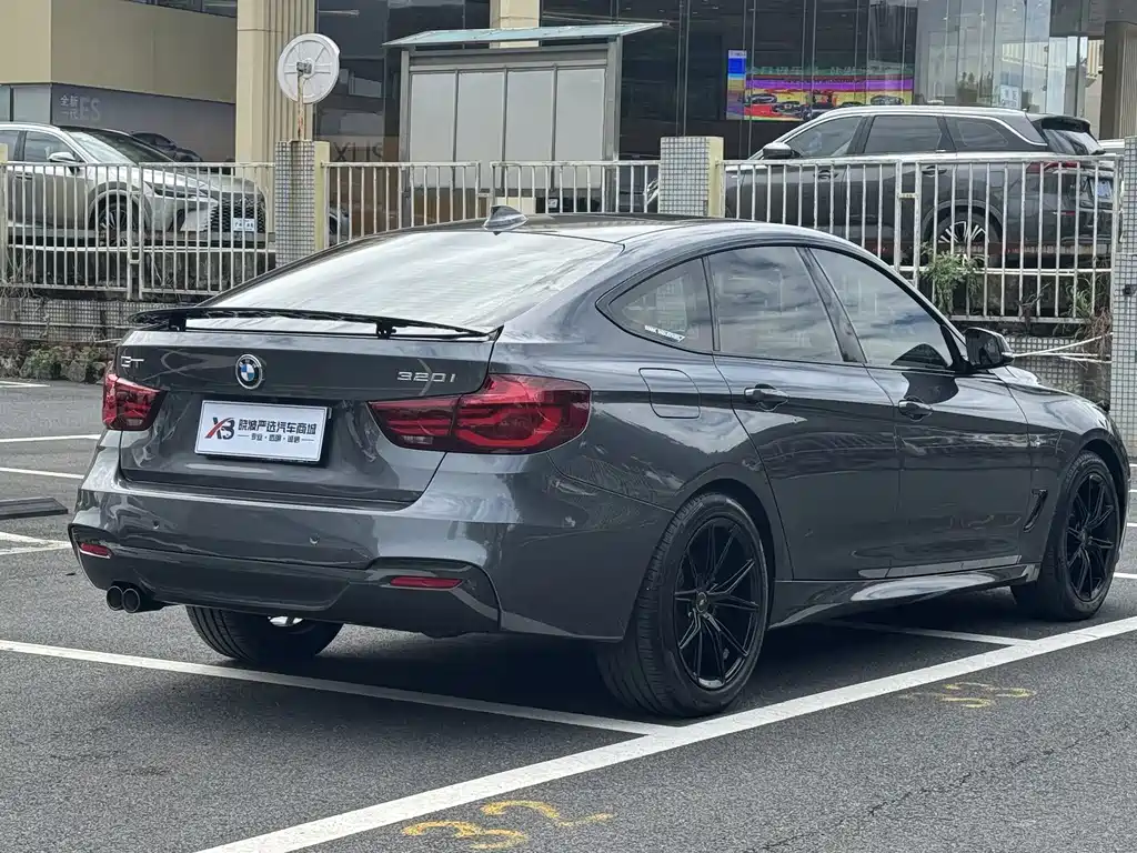 BMW 3 Series GT — фото 6