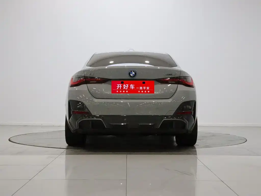 BMW i4 — фото 5