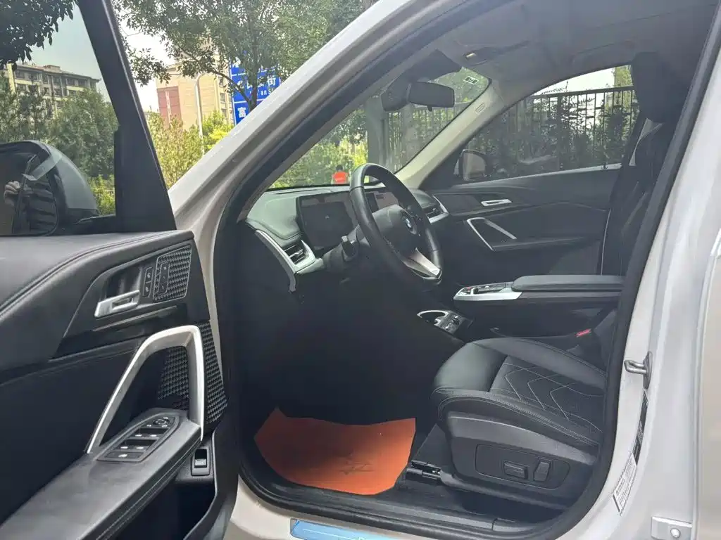 BMW X1 — фото 6
