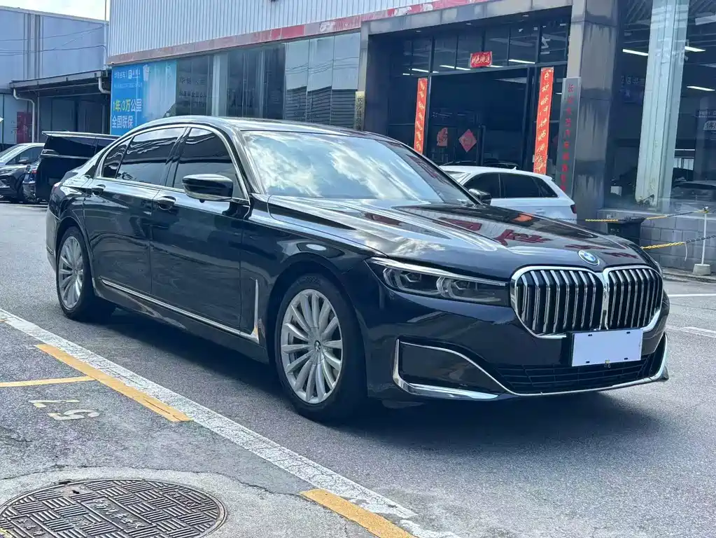BMW 7 Series — фото 3