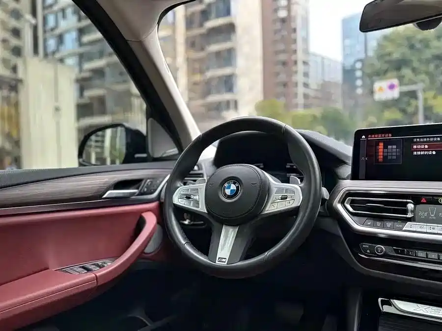 BMW X3 — фото 9