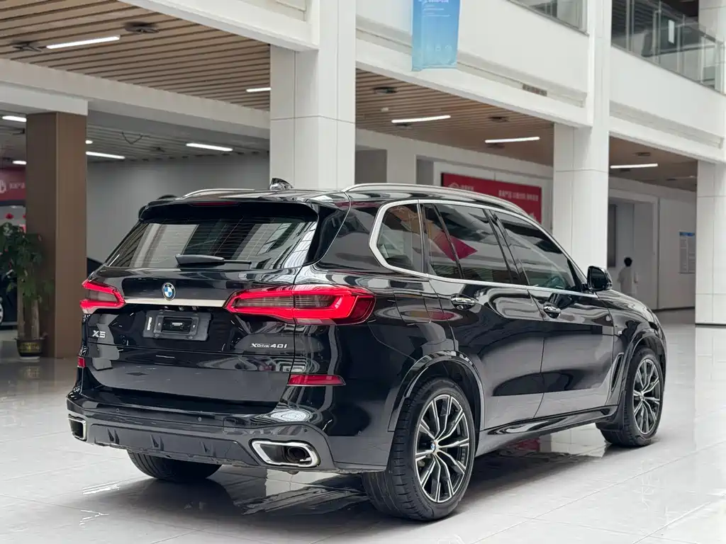 BMW X5 (Import) — фото 5