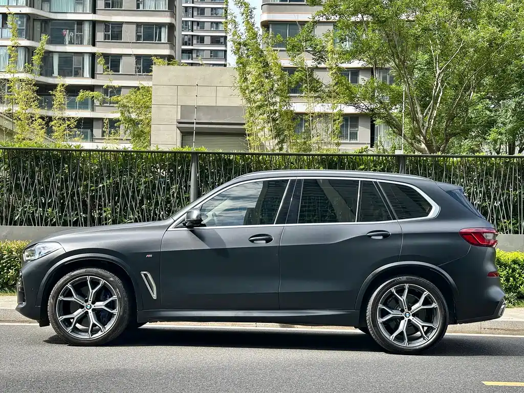 BMW X5 (Import) — фото 4