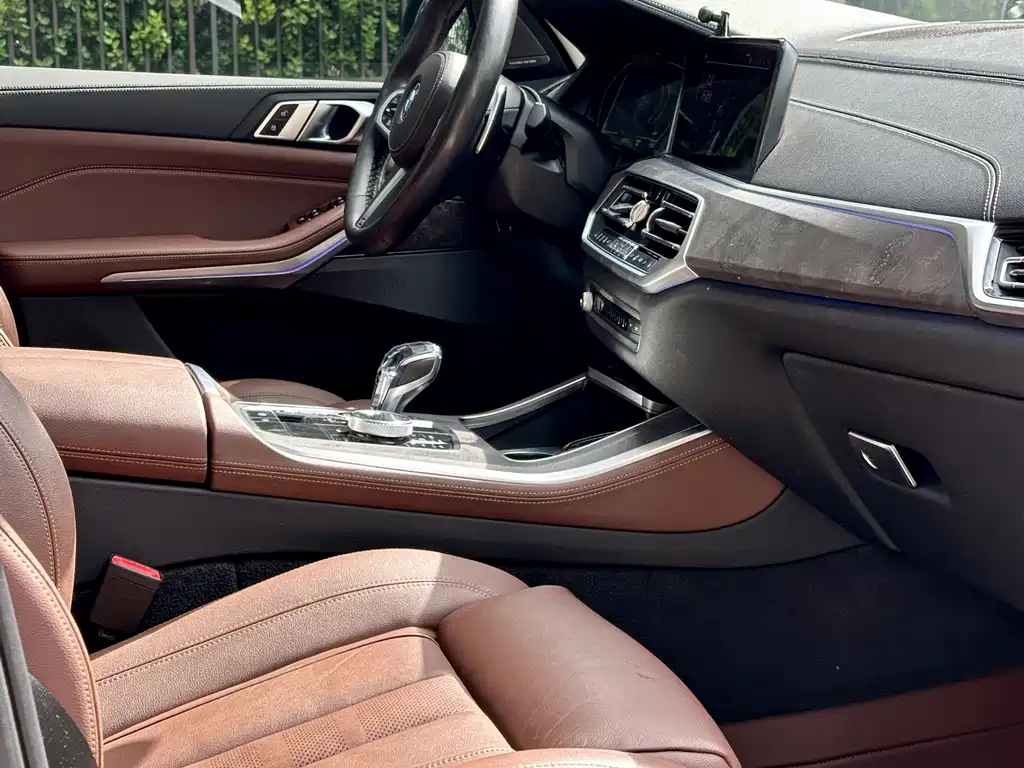 BMW X5 (Import) — фото 8