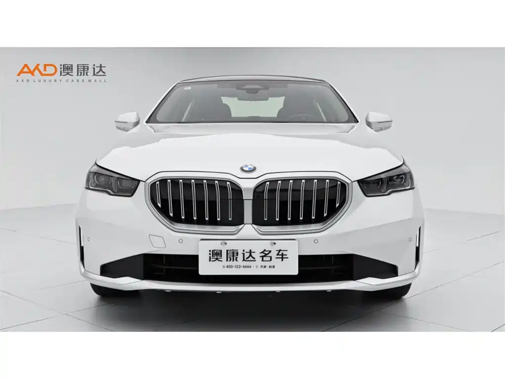 BMW 5 Series — фото 2