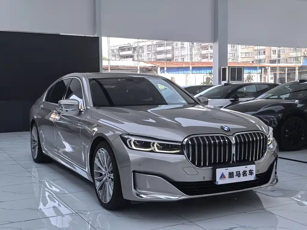 BMW 7 Series — фото 3