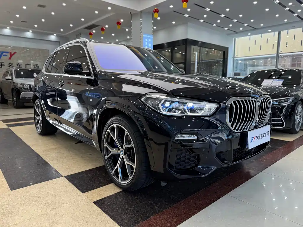BMW X5 (Import) — фото 3
