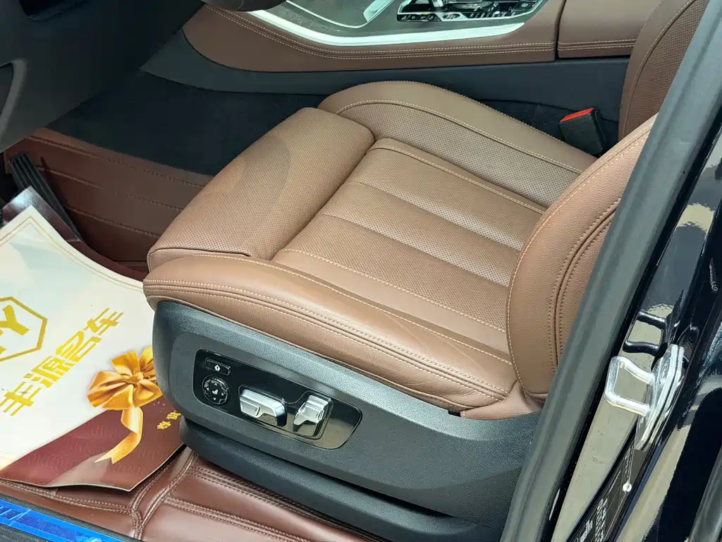 BMW X5 (Import) — фото 6