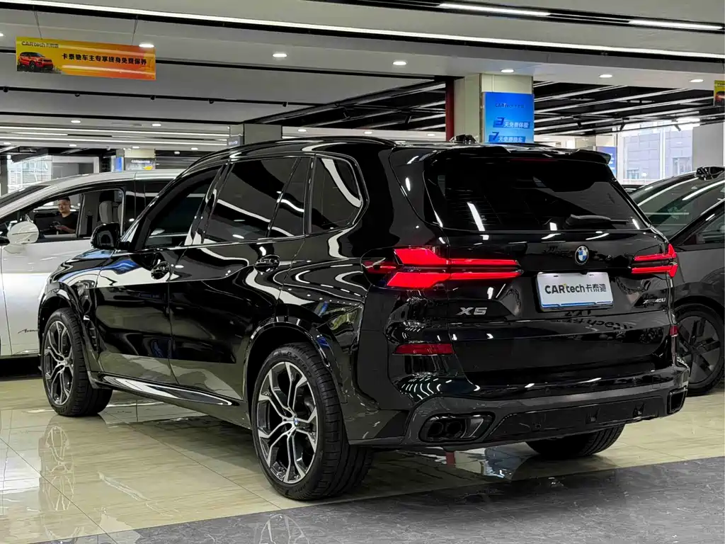 BMW X5 — фото 6