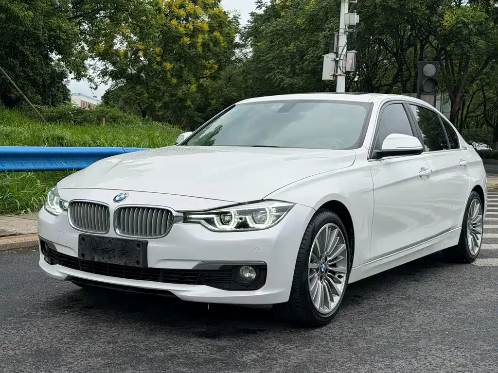 BMW 3 Series — фото 1